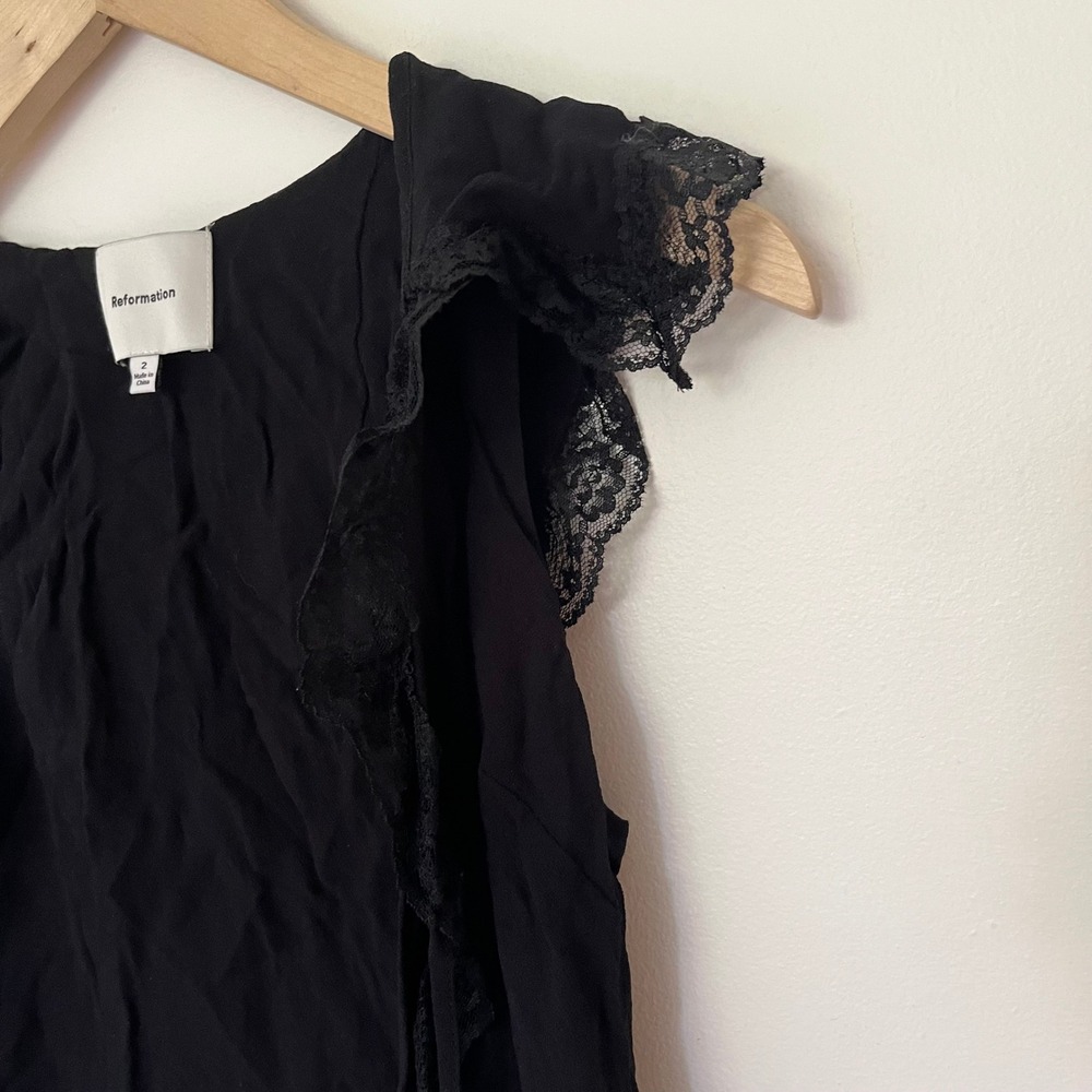 Reformation Black Lace Trim Tie Front Cropped Ruffle Blouse Top Mens Size 2 - Picture 3 of 12